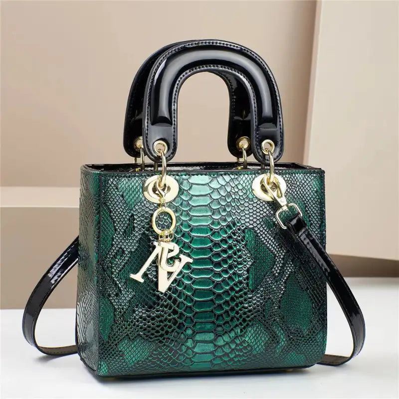 ChicCarry Women’s Shoulder Messenger Bag - Snakeskin Green