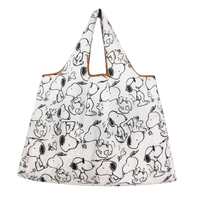 White Snoopy-patterned tote bag.