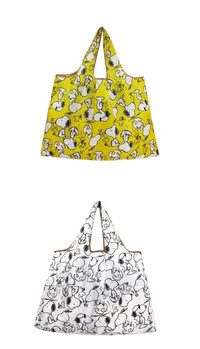 Snoopy-themed reusable shopping bags.