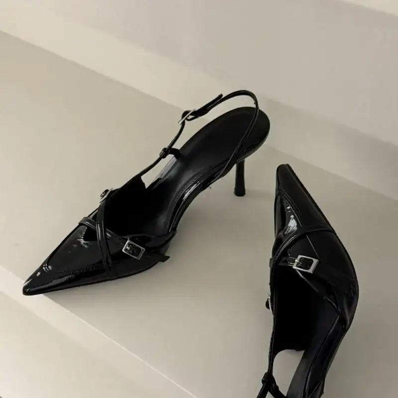 black / 39