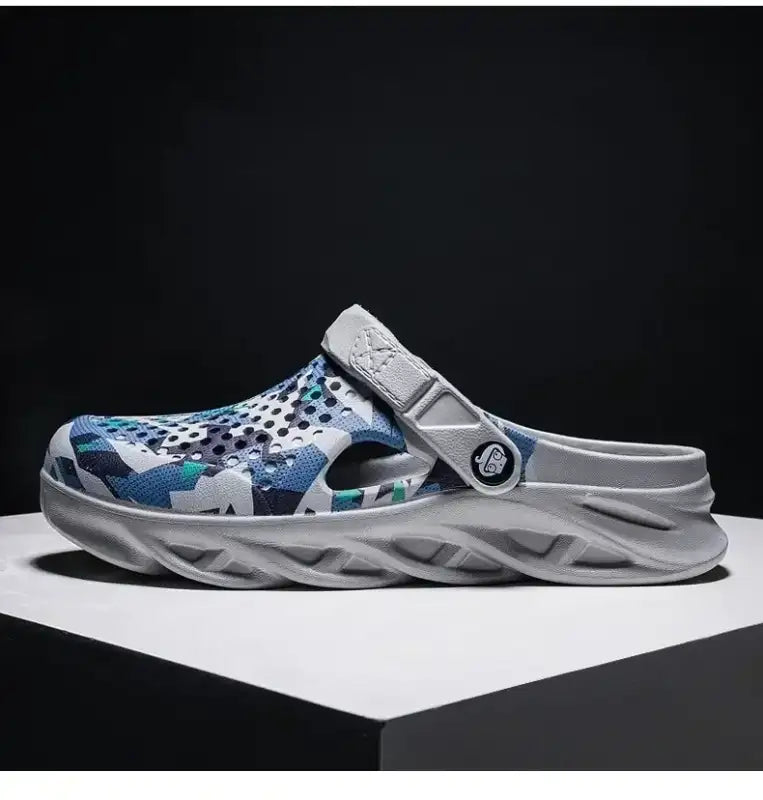 Flat sandals men’s shoes EVA slippers garden platform sandals men’s summer sandals new men’s sports shoes outdoor home