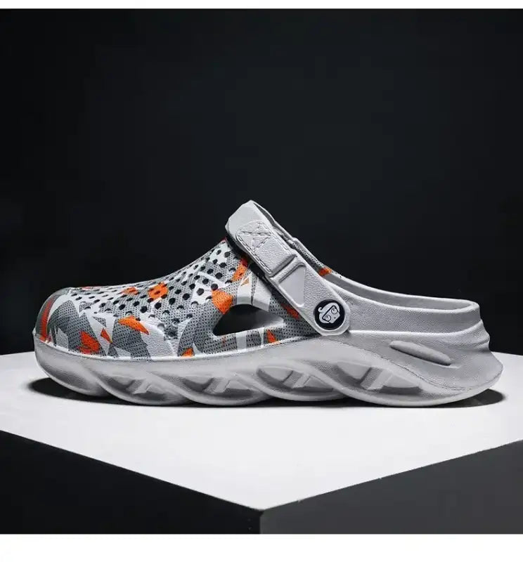 Flat sandals men’s shoes EVA slippers garden platform sandals men’s summer sandals new men’s sports shoes outdoor home