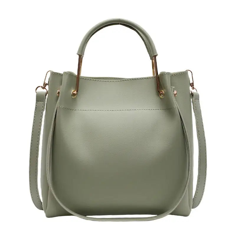 Versatile Bucket Bag: Style & Convenience Combined