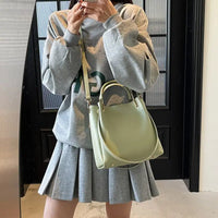 Versatile Bucket Bag: Style & Convenience Combined - Green