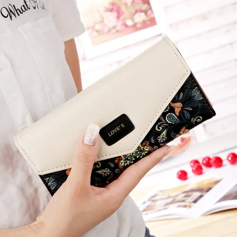 Sweet Cream Floral Chic Flockfold Wallet