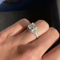 Retro Emerald Zircon Women’s Ring