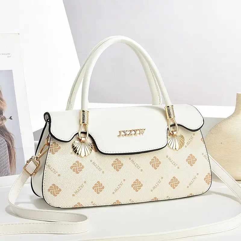 Beige / Length 28 Width 9 Height 15cm