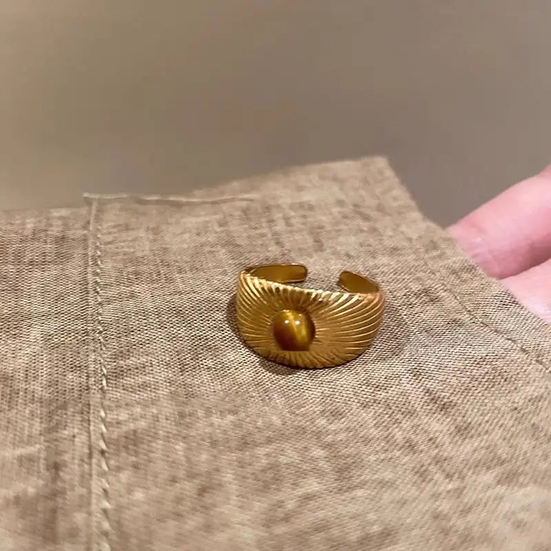 Rice Grain Stone Opening