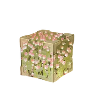 Cute cube-shaped tulip night light from the Trendy Flowercube Lamp collection