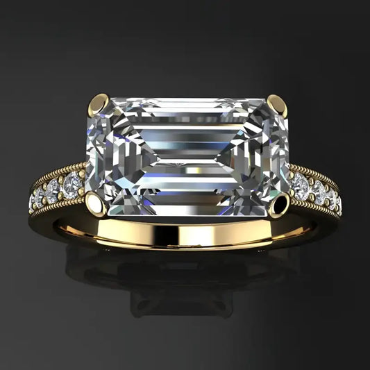 Elegant Sparkle: Petite Diamond Proposal Ring