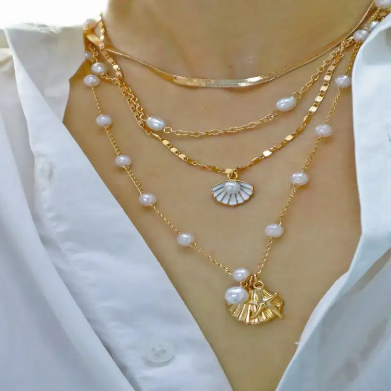 Seashell Starfish Necklace - Gold