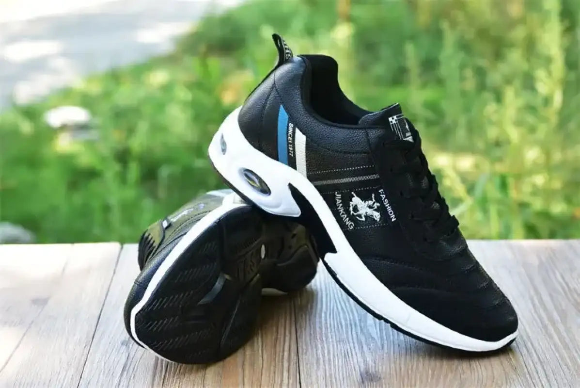 Brand Men’s Sneakers Versatile Air Cushion Running Shoes Men Platform Leather Vulcanized Shoes Breathable Men Casual